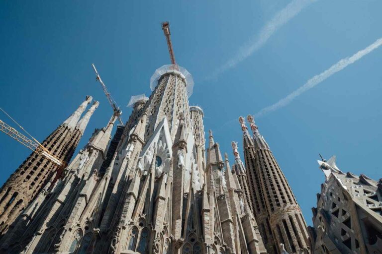 Best Sagrada Familia Pick Up Lines And Rizz